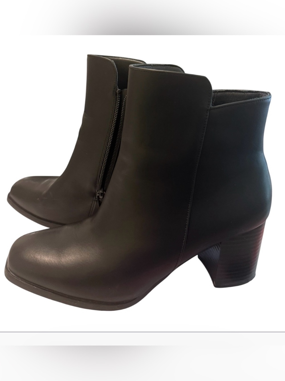 🖤 WHITE MOUNTAIN BLACK ANKLE BOOTS — SIZE 8